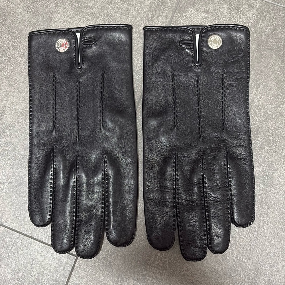 BNIB Authentic Hermes Lambskin Leather Gloves